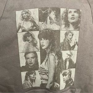 New Official Taylor Swift Eras Tour Hoodie Size Medium